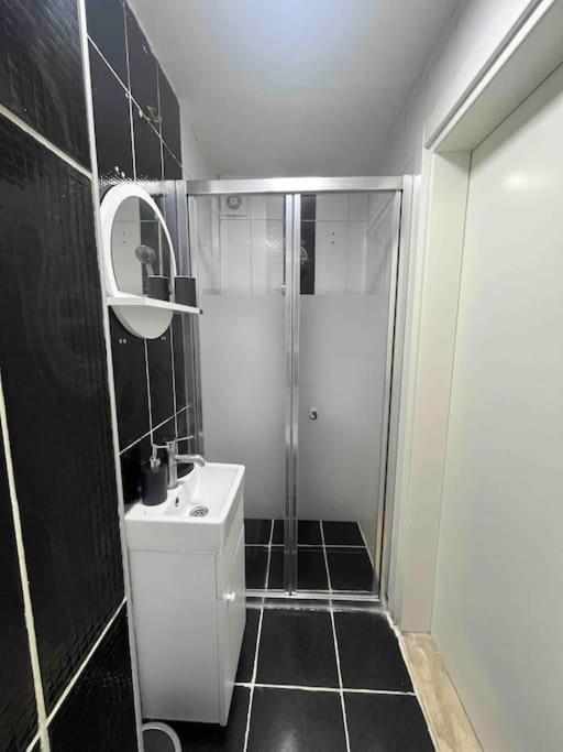 Amuer 1 Provincia di Istanbul
